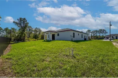 855 Calumet St E, Lehigh Acres, FL 33974 - Photo 27