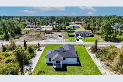 855 Calumet St E, Lehigh Acres, FL 33974 - Photo 33