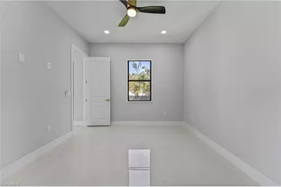 855 Calumet St E, Lehigh Acres, FL 33974 - Photo 15