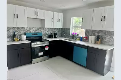 510/512 Hancock Bridge Pkwy, Cape Coral, FL 33990 - Photo 3