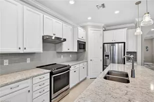 11932 Bourke Pl, Fort Myers, FL 33913 - Photo 7