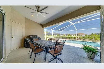 1105 SW 2nd St, Cape Coral, FL 33991 - Photo 7