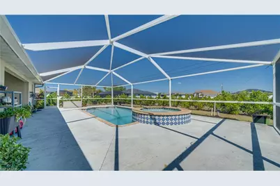 1105 SW 2nd St, Cape Coral, FL 33991 - Photo 25