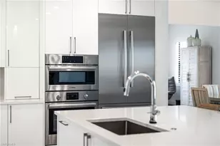 1115 Central Ave, Naples, FL 34102 - Photo 9