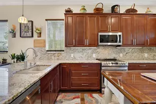 2522 Dora Ct, Lehigh Acres, FL 33971 - Photo 7