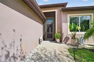 2522 Dora Ct, Lehigh Acres, FL 33971 - Photo 3