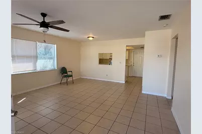 1212 SE 2nd Pl, Cape Coral, FL 33990 - Photo 9