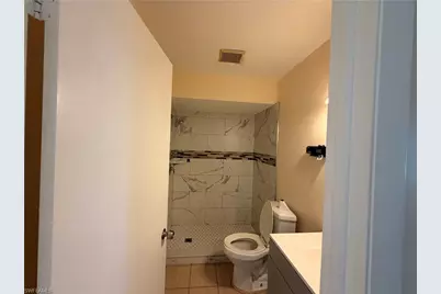 1212 SE 2nd Pl, Cape Coral, FL 33990 - Photo 7