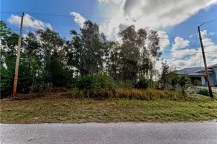 433 Paulcrest Ave, Lehigh Acres, FL 33974 - Photo 1