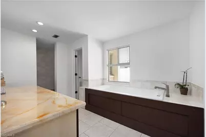 8512 Chatham St, Fort Myers, FL 33907 - Photo 13