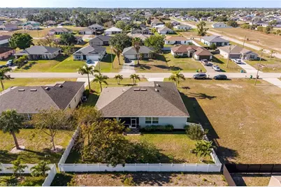 1509 NE 35th Ter, Cape Coral, FL 33909 - Photo 41