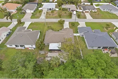 1828 SW 18th Ter, Cape Coral, FL 33991 - Photo 5