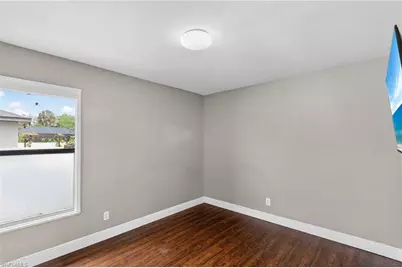 1828 SW 18th Ter, Cape Coral, FL 33991 - Photo 29