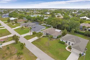 1828 SW 18th Terrace, Cape Coral, FL 33991 - Photo 3