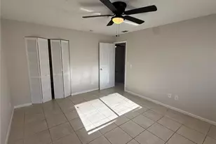 3307 SE 15th Pl, Cape Coral, FL 33904 - Photo 9