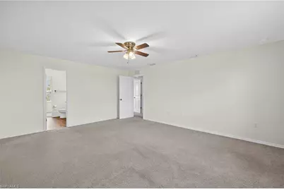 921 Jacaranda Pkwy E, Cape Coral, FL 33909 - Photo 11