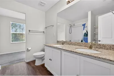 921 Jacaranda Pkwy E, Cape Coral, FL 33909 - Photo 13