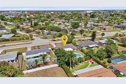 442 El Dorado Pkwy E, Cape Coral, FL 33904 - Photo 41