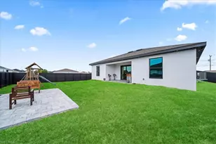 2112 NE 1st Ave, Cape Coral, FL 33909 - Photo 35