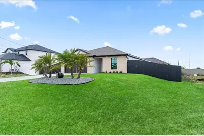 2112 NE 1st Ave, Cape Coral, FL 33909 - Photo 3