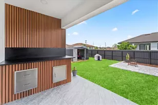 2112 NE 1st Ave, Cape Coral, FL 33909 - Photo 33