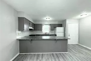 1720 SE Santa Barbara Pl, Cape Coral, FL 33990 - Photo 5