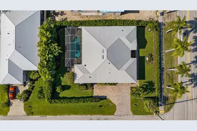 12251 McGregor Blvd, Fort Myers, FL 33919 - Photo 47