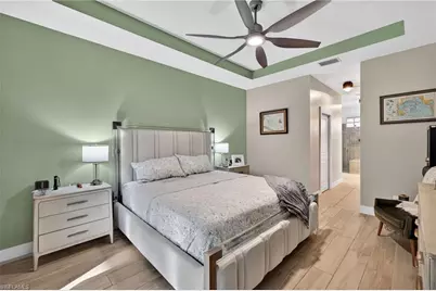 12251 McGregor Blvd, Fort Myers, FL 33919 - Photo 19