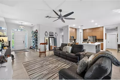 12251 McGregor Blvd, Fort Myers, FL 33919 - Photo 11