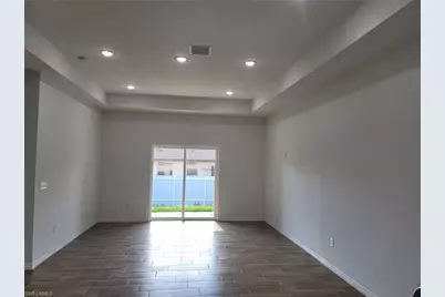 684 Thomas Sherwin Ave S, Lehigh Acres, FL 33974 - Photo 3