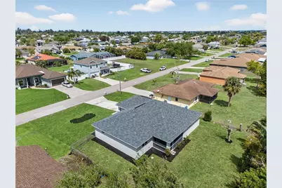 1213 SW 10th Pl, Cape Coral, FL 33991 - Photo 27