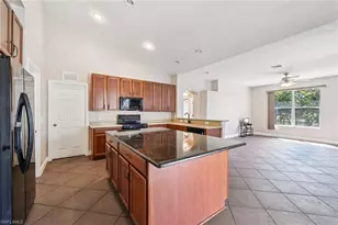 18310 Plumbago Ct, Lehigh Acres, FL 33972 - Photo 11