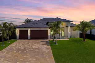 109 SW 34th Ave, Cape Coral, FL 33991 - Photo 3