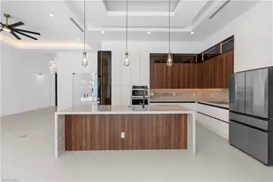 109 SW 34th Ave, Cape Coral, FL 33991 - Photo 7