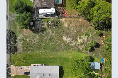 613 Cleveland Ave, Lehigh Acres, FL 33972 - Photo 9