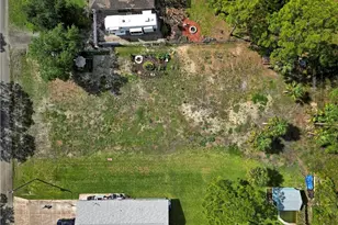 613 Cleveland Ave, Lehigh Acres, FL 33972 - Photo 9