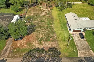 613 Cleveland Ave, Lehigh Acres, FL 33972 - Photo 5