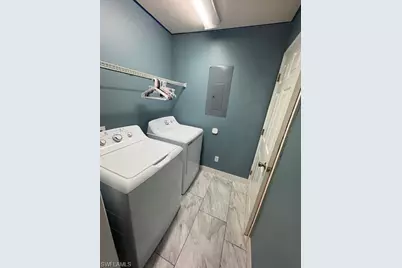 4624 Douglas Ln, Lehigh Acres, FL 33973 - Photo 11