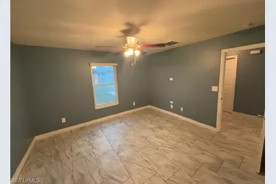 4624 Douglas Ln, Lehigh Acres, FL 33973 - Photo 7