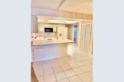 2216 SE 3rd St, Cape Coral, FL 33990 - Photo 11
