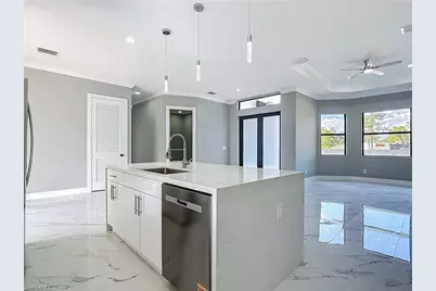 1001 W 7th St, Lehigh Acres, FL 33972 - Photo 17