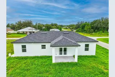 2818 42nd St SW, Lehigh Acres, FL 33976 - Photo 25