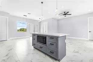 2818 42nd St SW, Lehigh Acres, FL 33976 - Photo 21