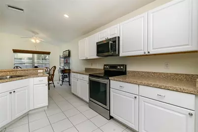13246 Highland Chase Pl, Fort Myers, FL 33913 - Photo 9