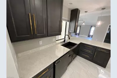 20620 Pine Tree Ln, Estero, FL 33928 - Photo 9