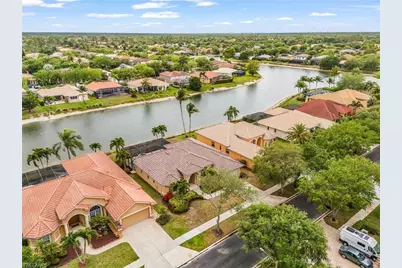 14810 Fripp Island Ct, Naples, FL 34119 - Photo 35