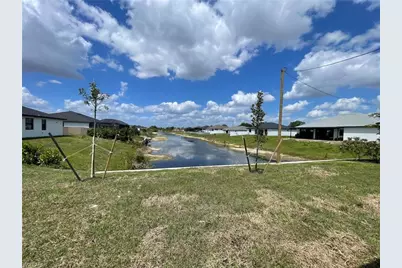 1321 NE 9th St, Cape Coral, FL 33909 - Photo 37