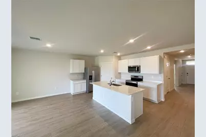 1321 NE 9th St, Cape Coral, FL 33909 - Photo 15