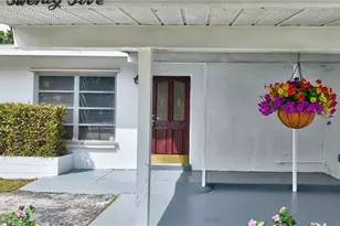 25 Maple Ave N, Lehigh Acres, FL 33936 - Photo 3