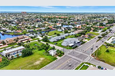 1203 SW 48th Ter #202, Cape Coral, FL 33914 - Photo 41